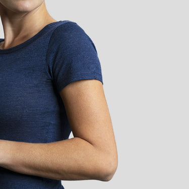 womens outdoor crew neck tshirt color navy blue